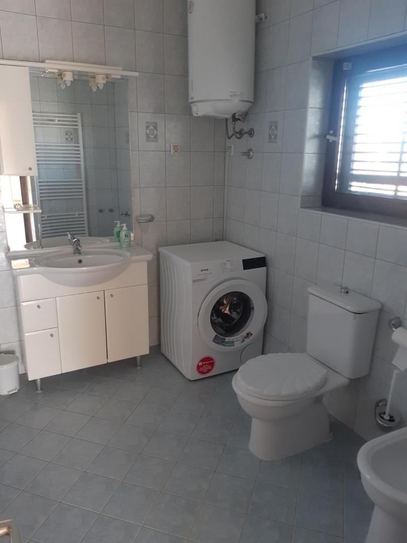 Apartment Marija พูลา ภายนอก รูปภาพ